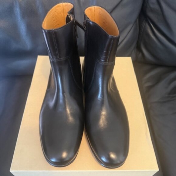 A.P.C. Mens Chelsea Boots (Zip) size 41 - NEW IN BOX main image 4